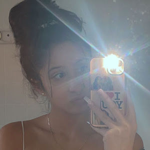 Meet your Posher, Johana